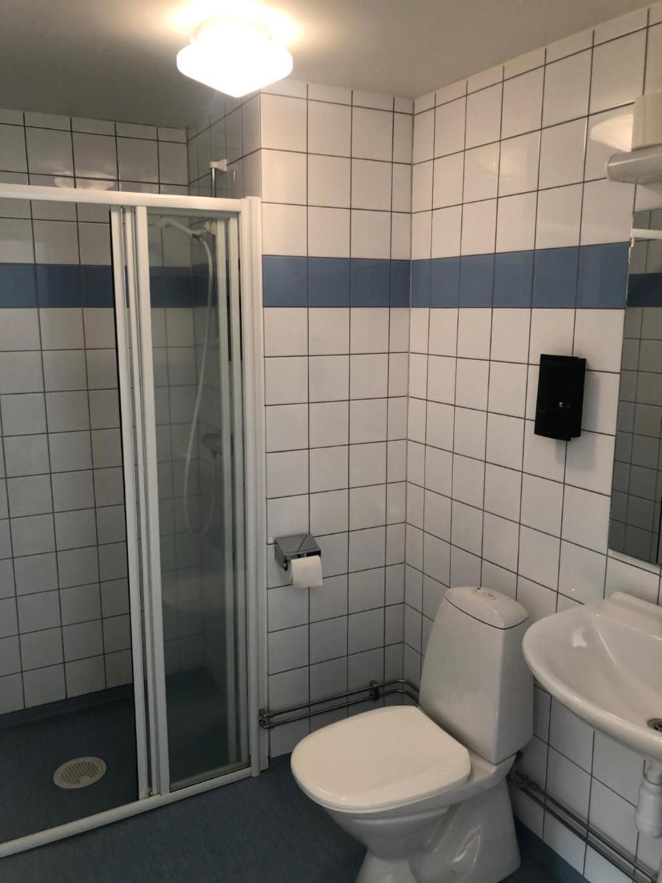 Grosshandlaren Hotell & Deli Soderhamn Bagian luar foto